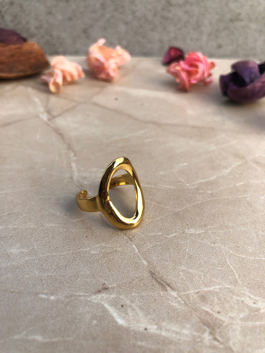 ZEBZAR Eclipse Oval Ring