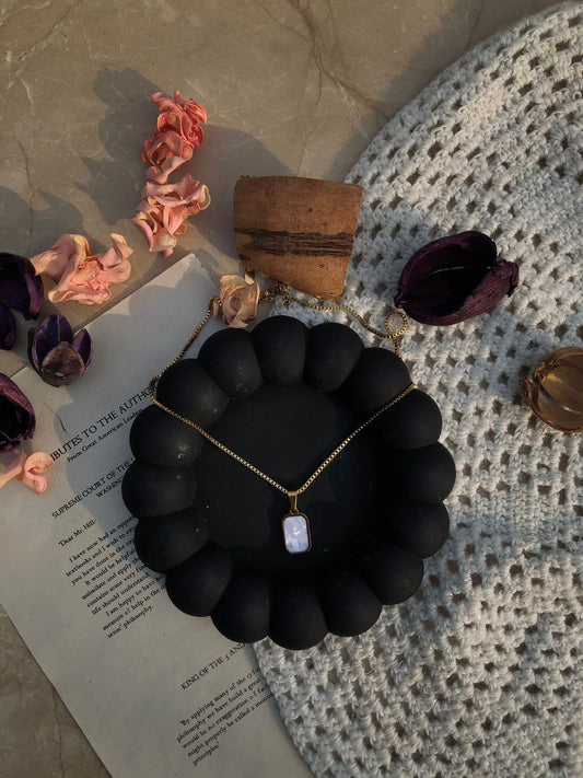 ZEBZAR Duality Locket