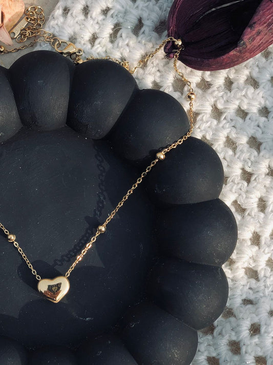 ZEBZAR Amora Heart Necklace