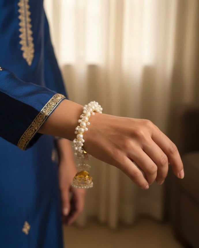 ZEBZAR Pearl Hand Bangles – Pair