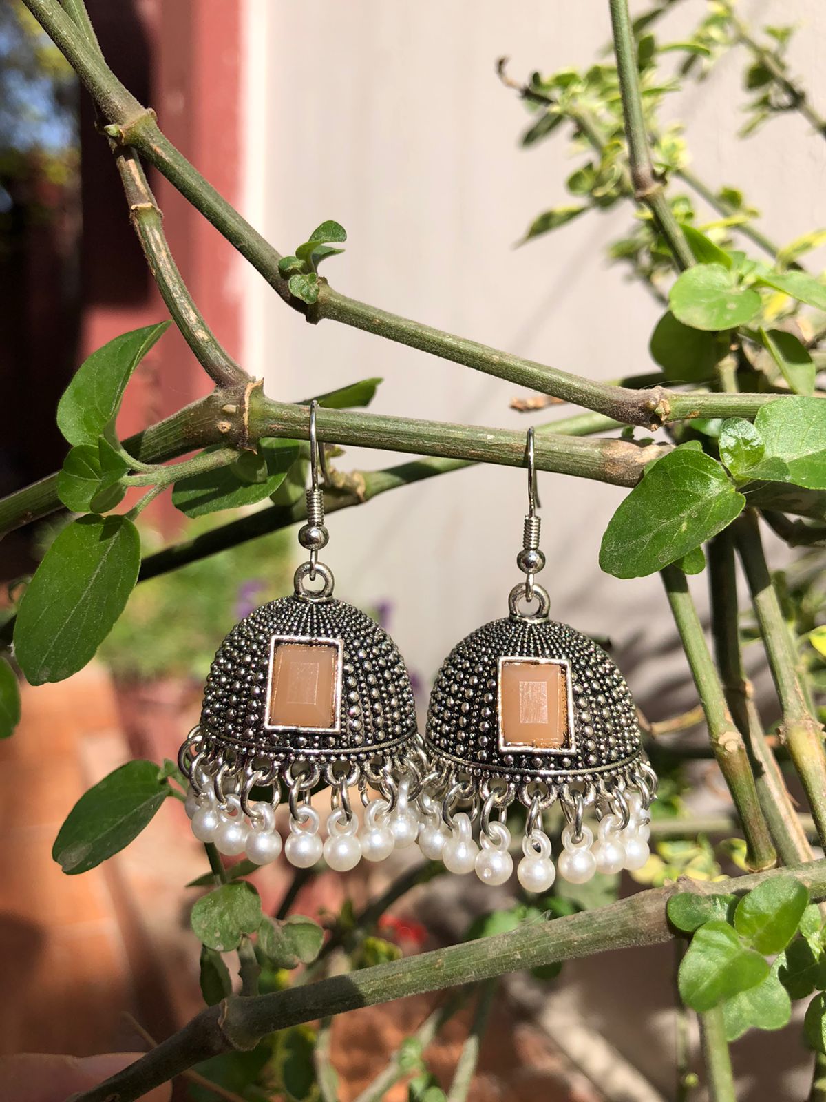 Zebzar Classic Pearl Jhumkas