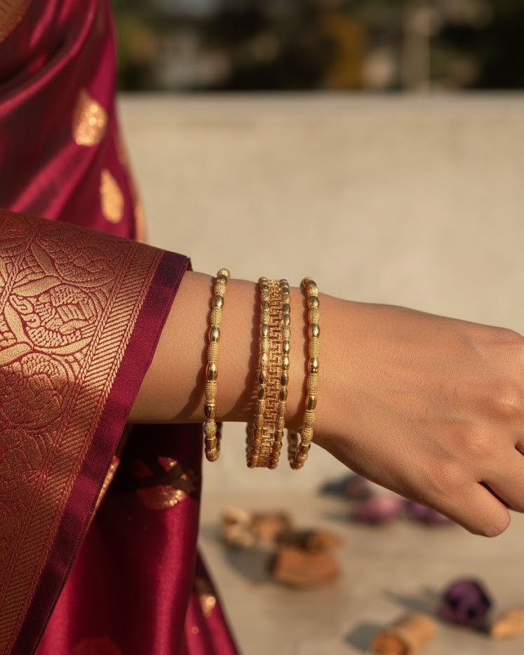 ZEBZAR Royal Link Gold Bangles