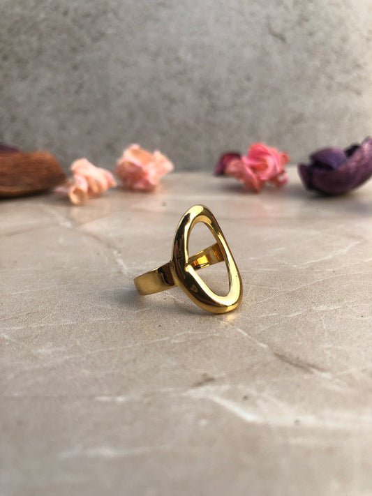 ZEBZAR Eclipse Oval Ring