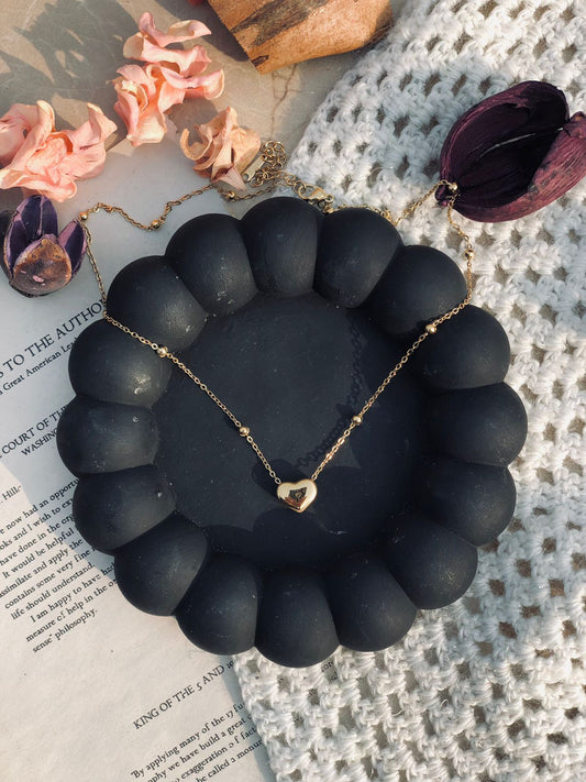 ZEBZAR Amora Heart Necklace