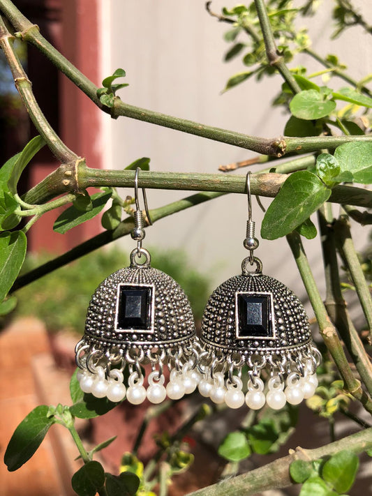 Zebzar Classic Pearl Jhumkas