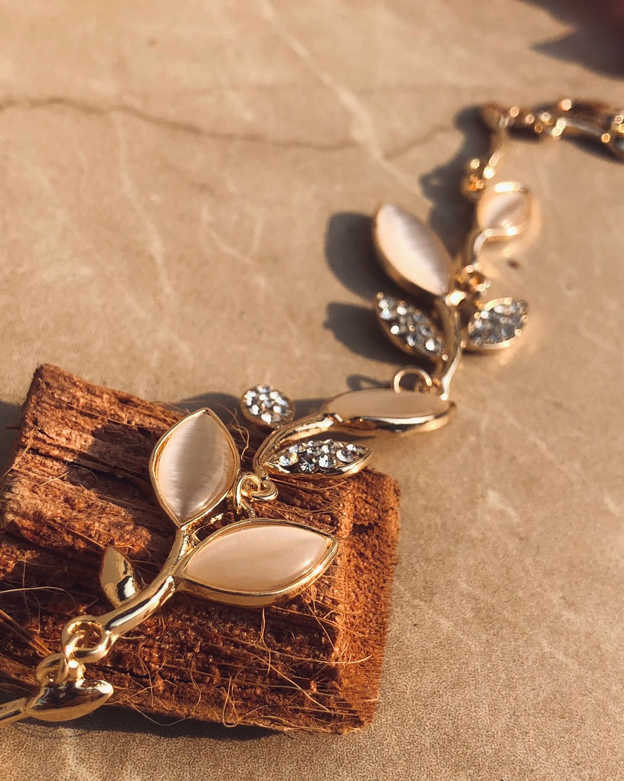Zebzar Flowral Gold Bracelet