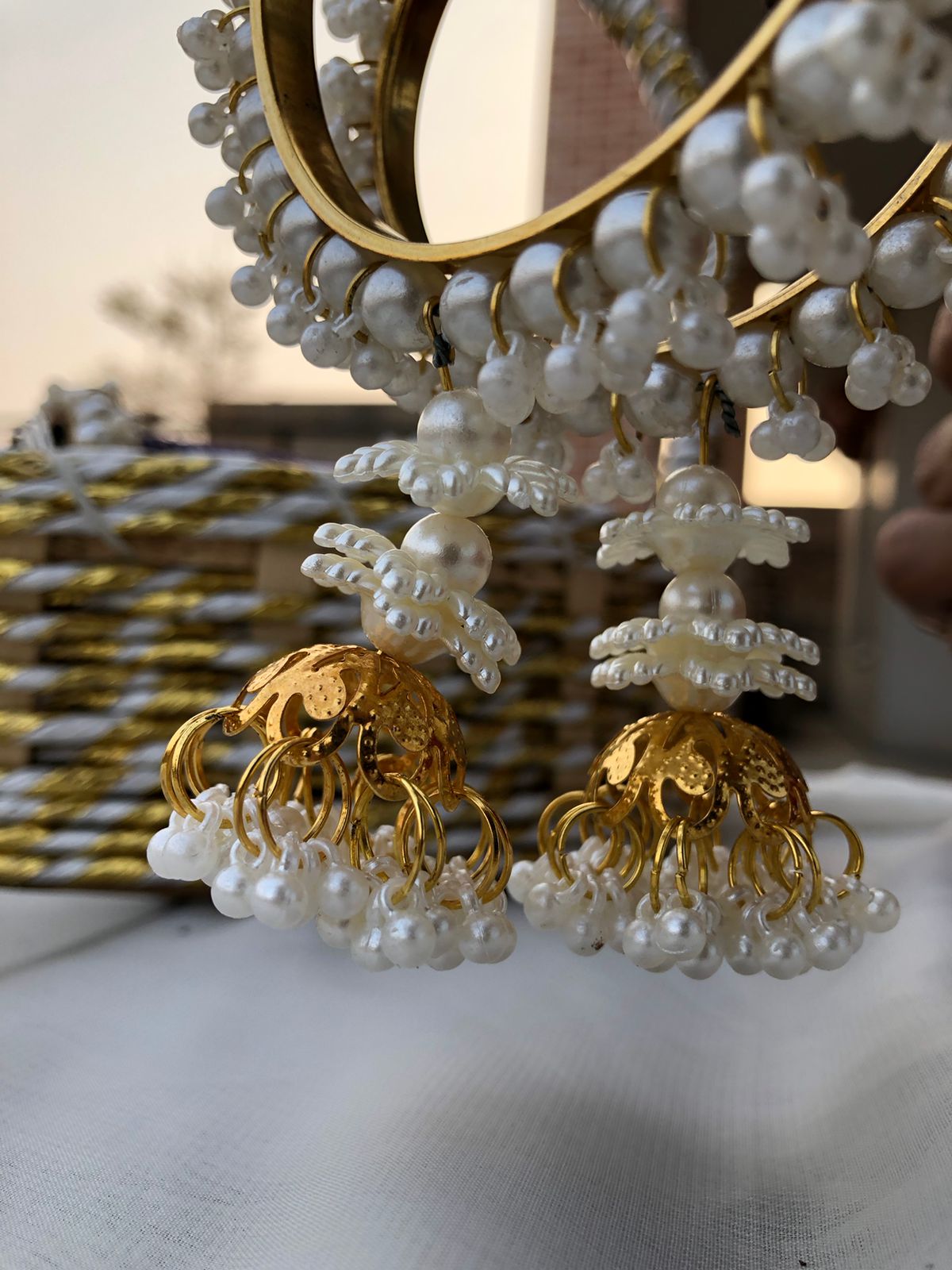 ZEBZAR Pearl Hand Bangles – Pair