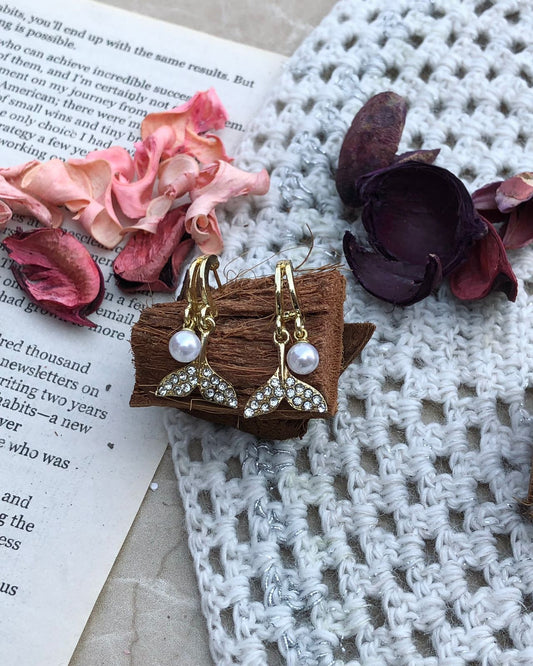 Zebzar Pearl Flutter Earrings