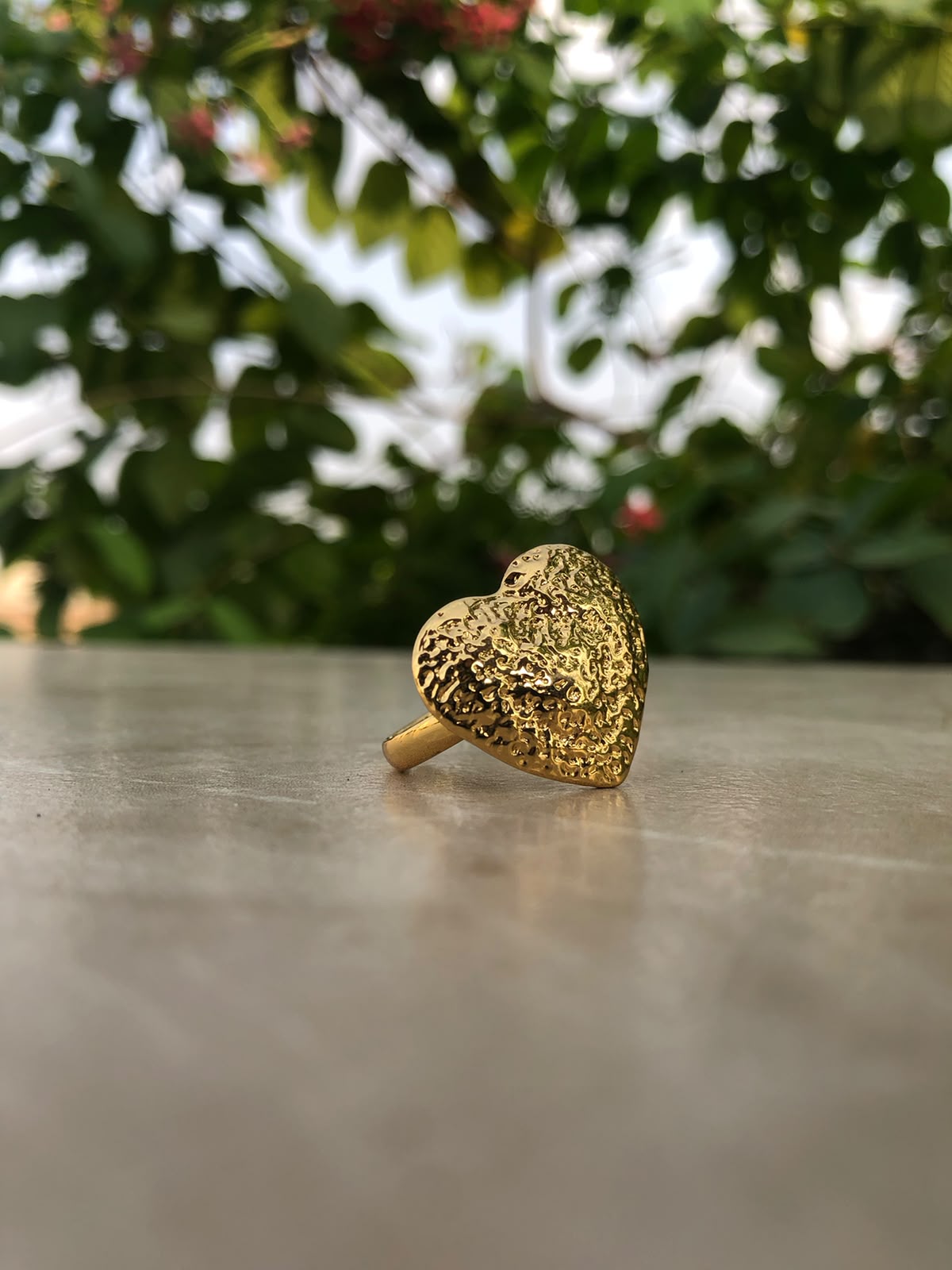 Amoura Ring